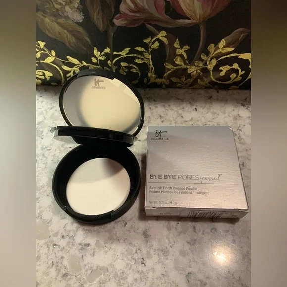IT Cosmetics Bye Bye Pores Pressed Powder translucent bnib - Picture 4 of 4